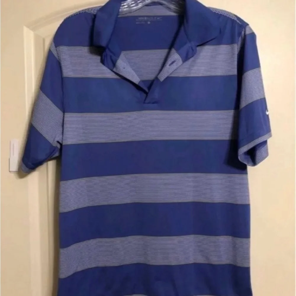 ****Donated****Nike Golf polo shirt Size S - Picture 1 of 4